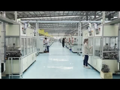 โรงงานบรรจุลูกกลองรูฟลึก กําลังแปรรูปและผลิต